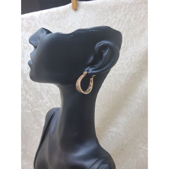 Vintage Elegant Gold Silver-Tone Hoop Earrings With Intricate Filigree Design - Picture 2 of 5